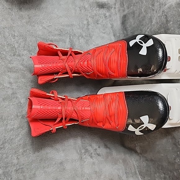 Under Armour Men's Football Cleats - Picture 2 of 13
